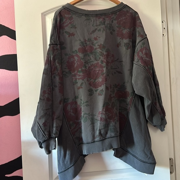 We the Free Sweatshirt - Picture 7 of 10